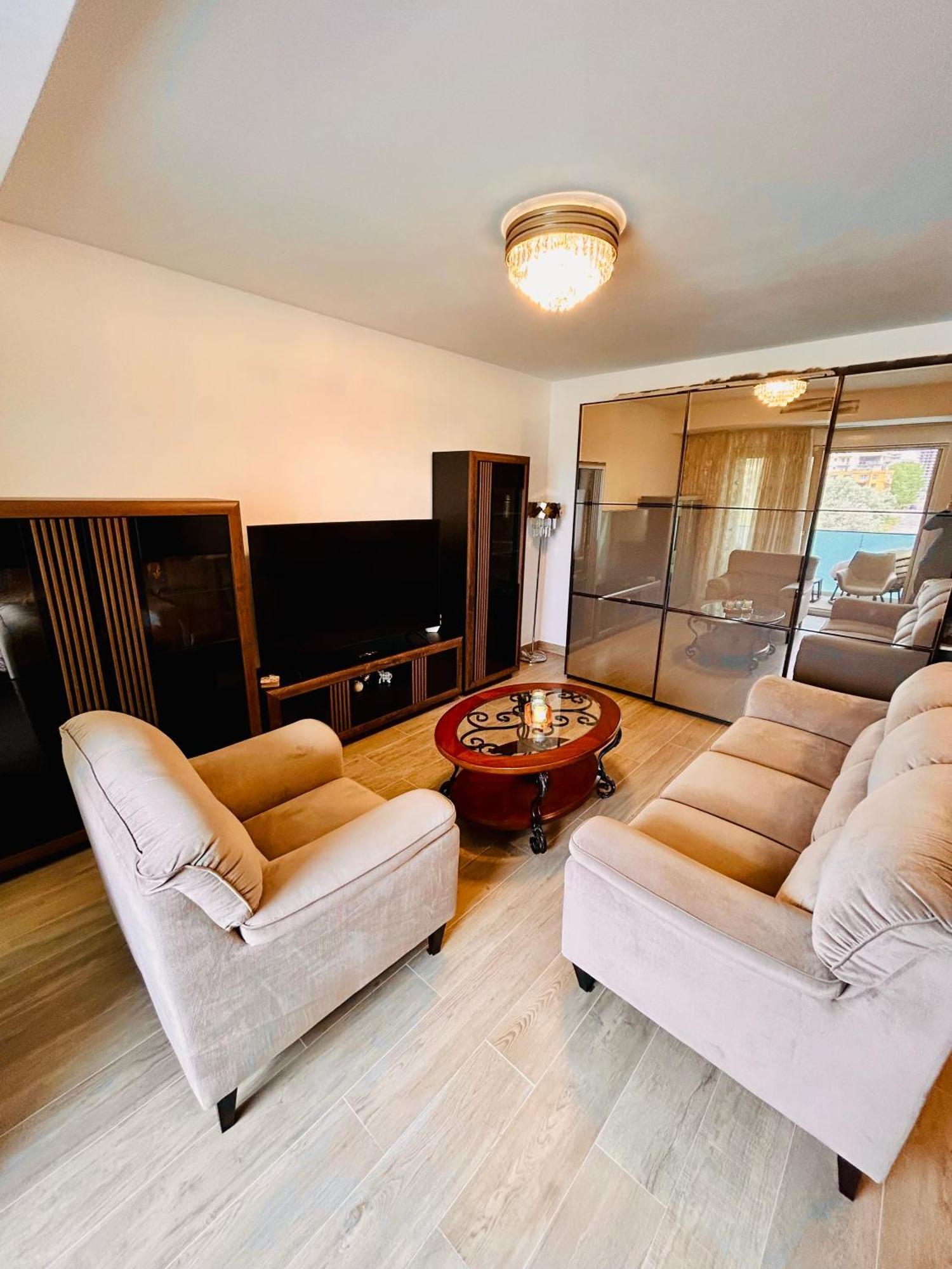 Ferienwohnung Dis Mamaia Nord Constanţa Exterior foto