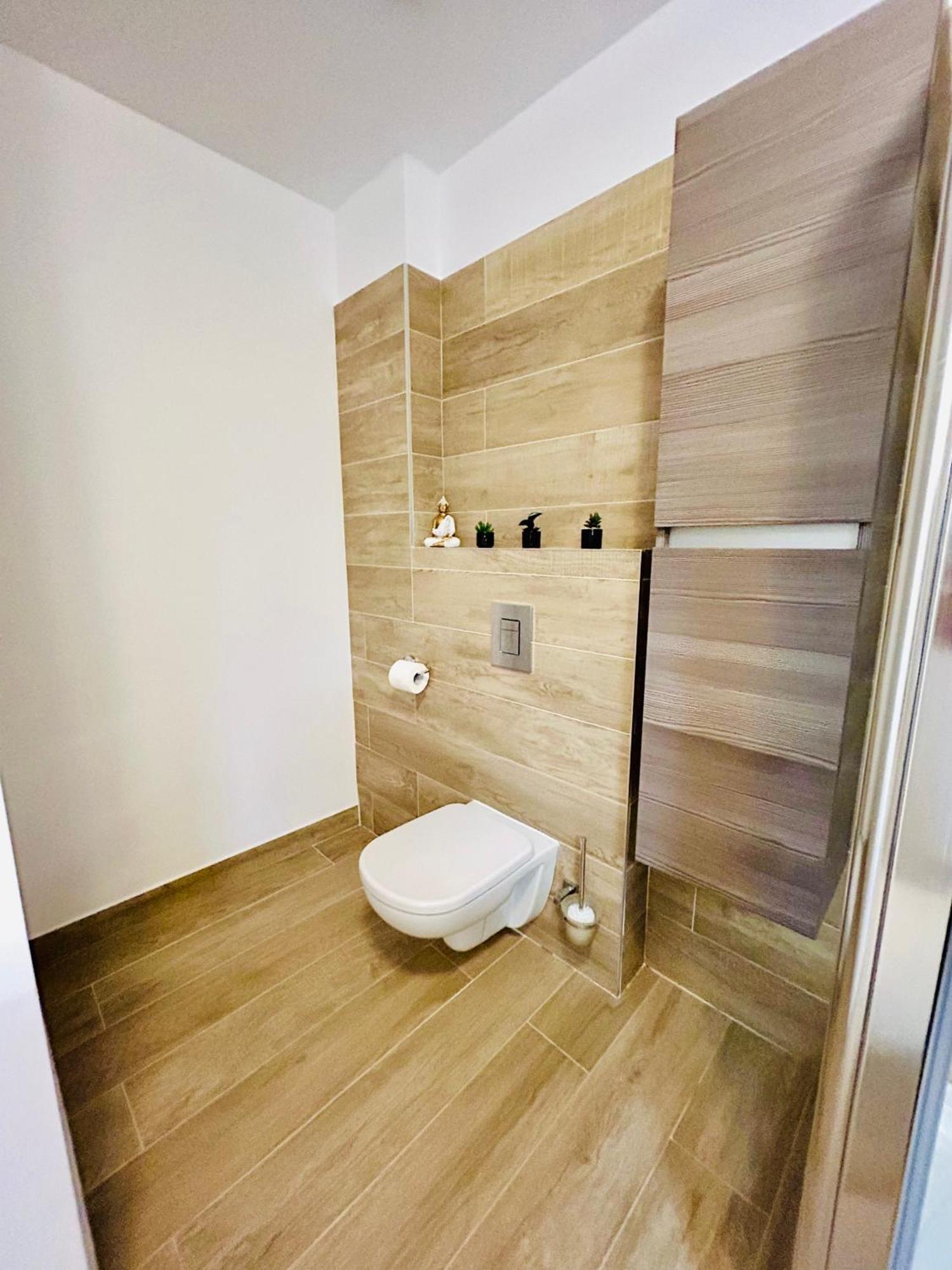 Ferienwohnung Dis Mamaia Nord Constanţa Exterior foto