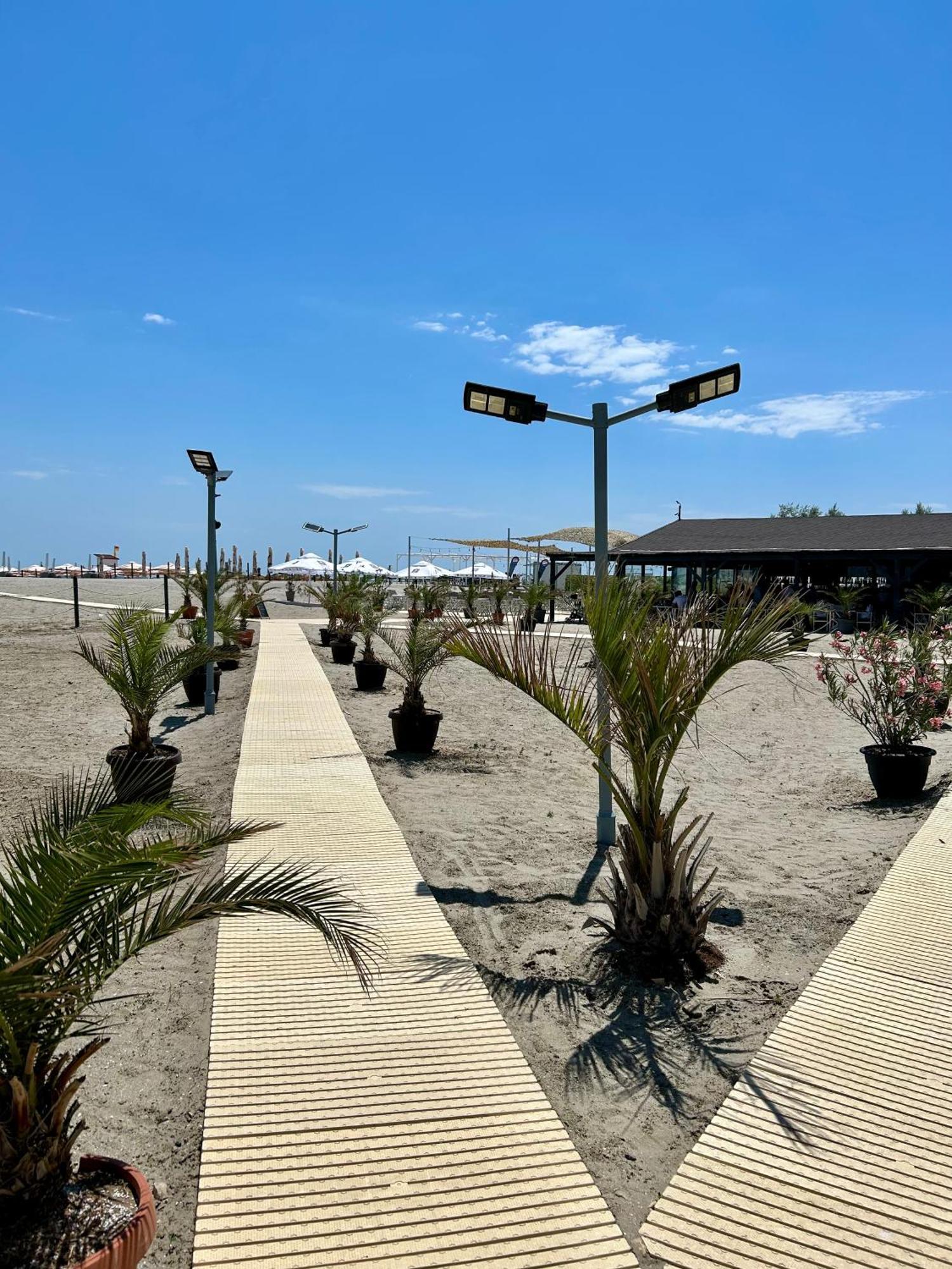 Ferienwohnung Dis Mamaia Nord Constanţa Exterior foto
